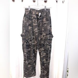 SHEIN Camouflage Cargo Pants - Black and Gray